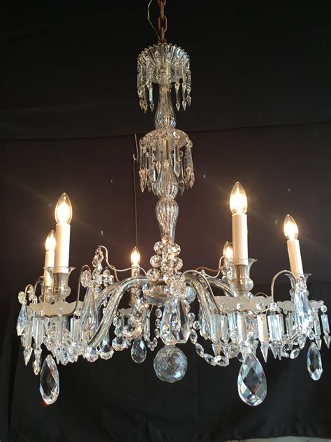 lustre baccarat.